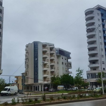 Appartement Casa Al Centro à Vlorë Extérieur photo